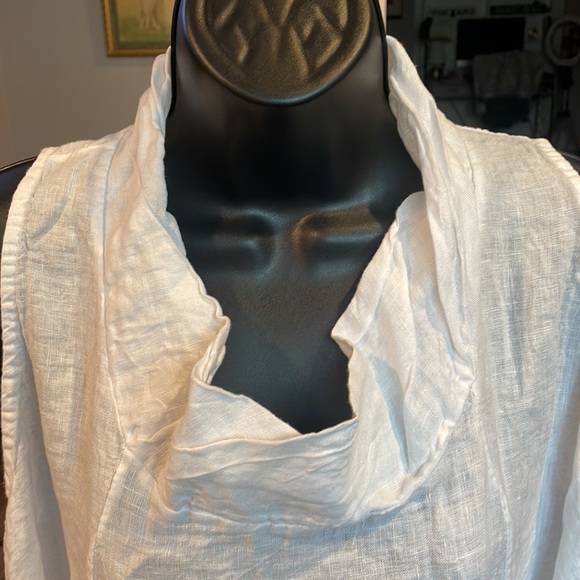 White Linen Dress with cow neck - Picture 3 of 14